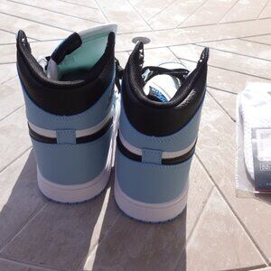 Air Jordans Light Blue Size 9.5 Men's